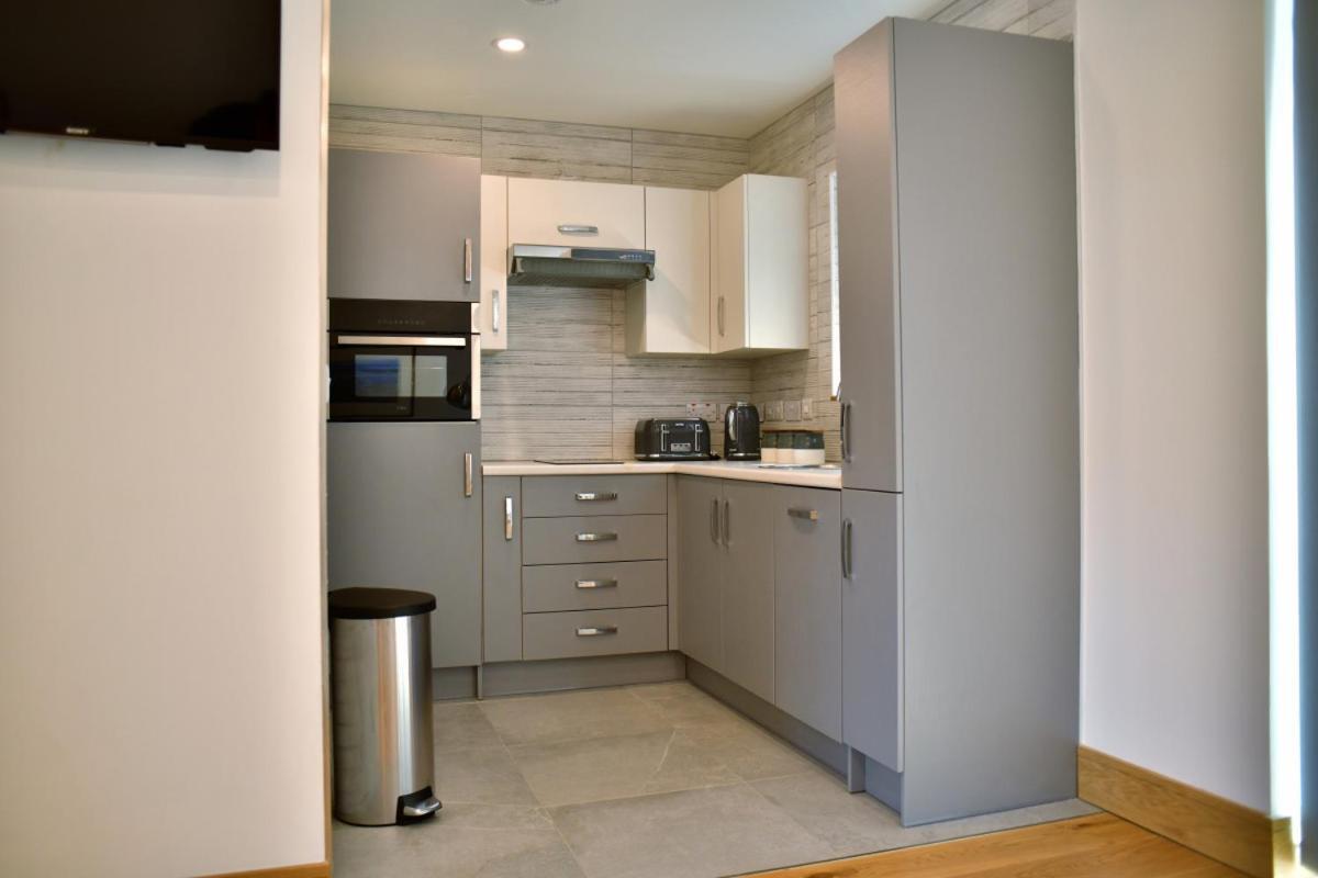 Red Watch Apartment 奥本 外观 照片
